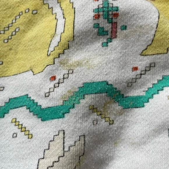 Vintage Allen Solly 1980s faux cross-stitch bunny and cat sweatshirt - Picture 5 of 7